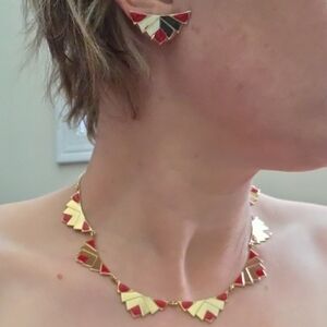 Rare Vintage Set 80s Gold-Tone & Red Enamel Geometric Earrings & Necklace